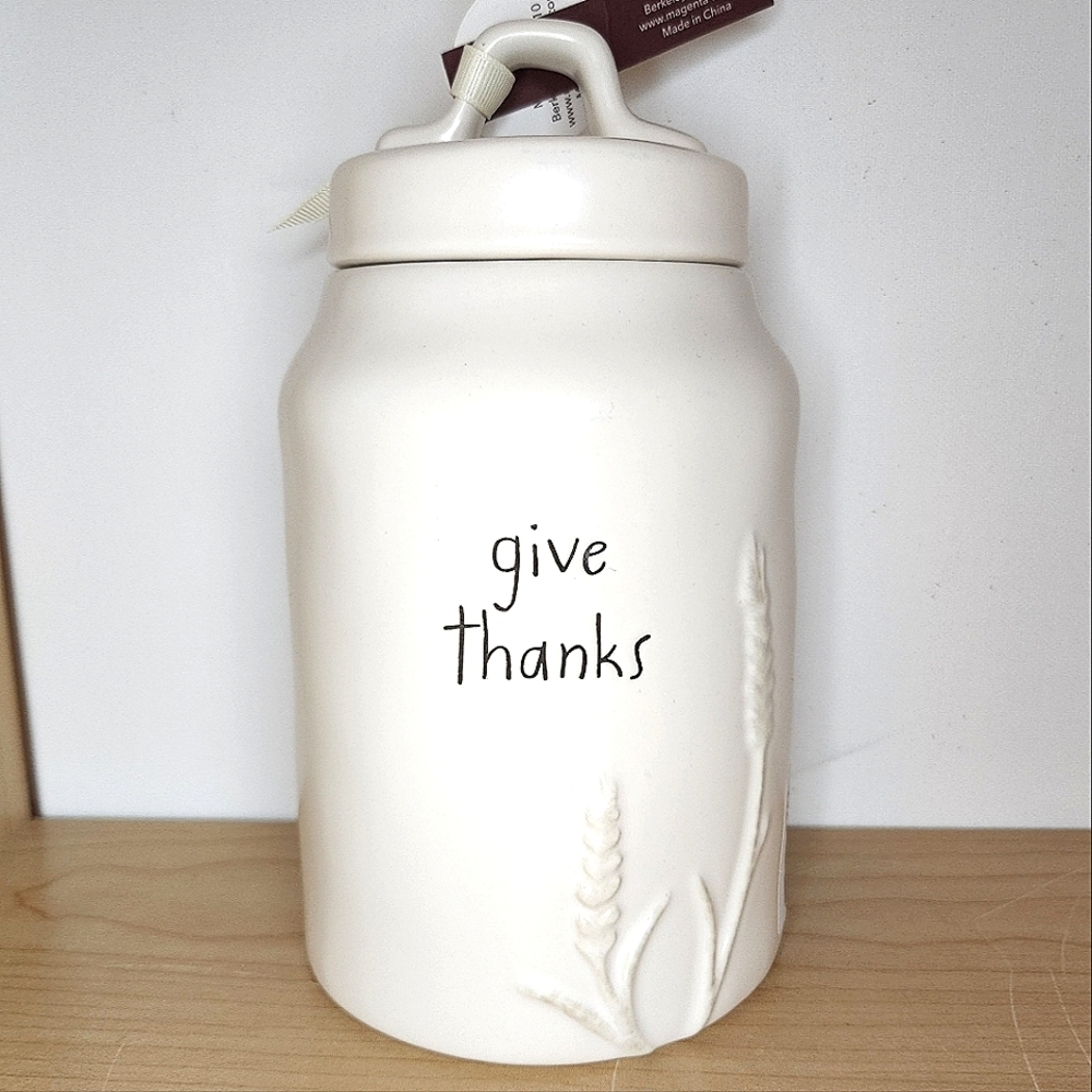 🆕️ Rae Dunn Give Thanks Fall Canister